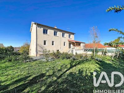 Maison - 156 m² - 7 pièces