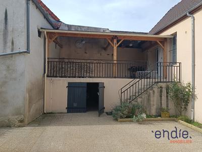 Maison - 120 m² - 7 pièces