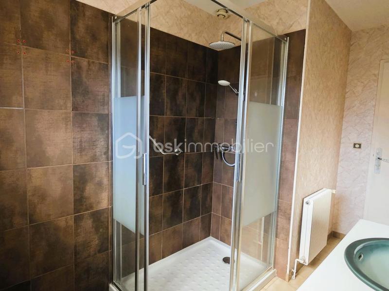 Maison - 95 m² - 4 pièces