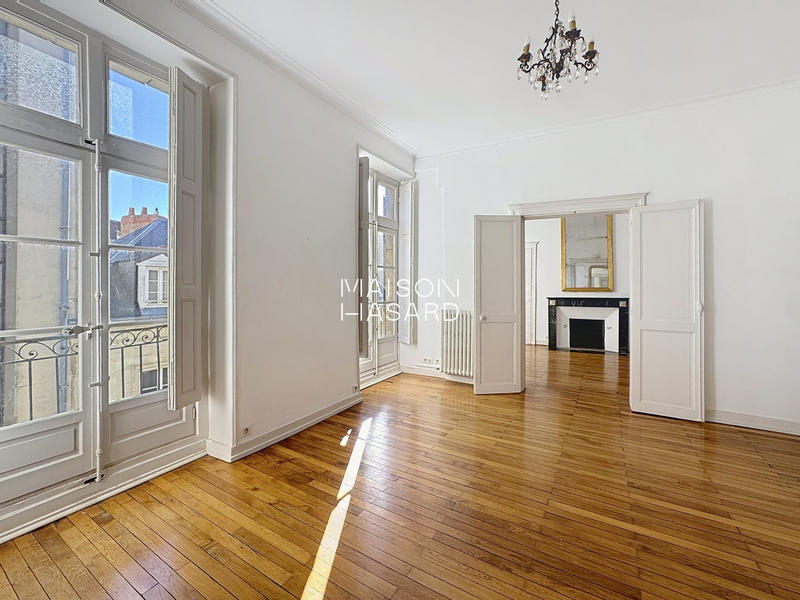 Appartement - 88 m² - 3 pièces