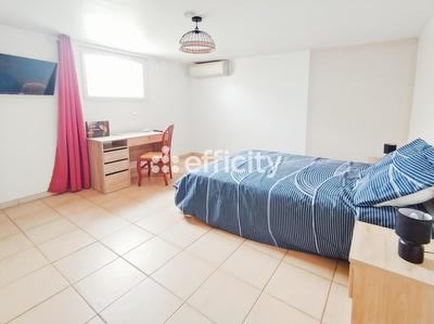 Maison - 122 m² - 6 pièces