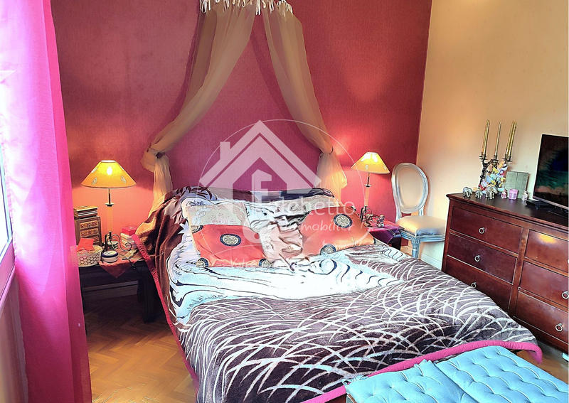 Appartement - 82 m² - 4 pièces