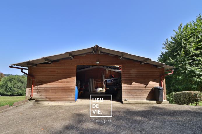 Maison ancienne - 212 m² - 8 pièces