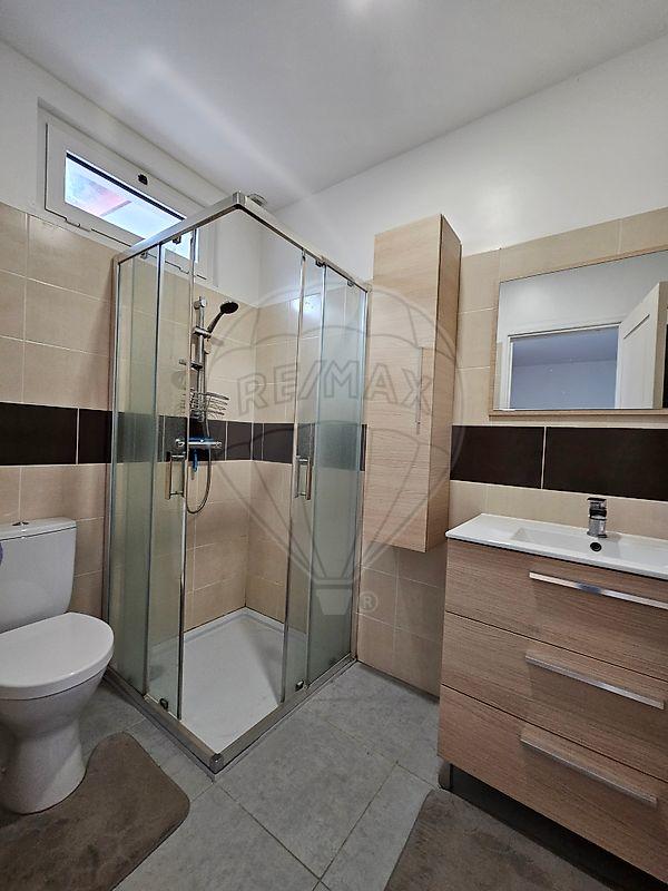 Maison - 184 m² - 7 pièces