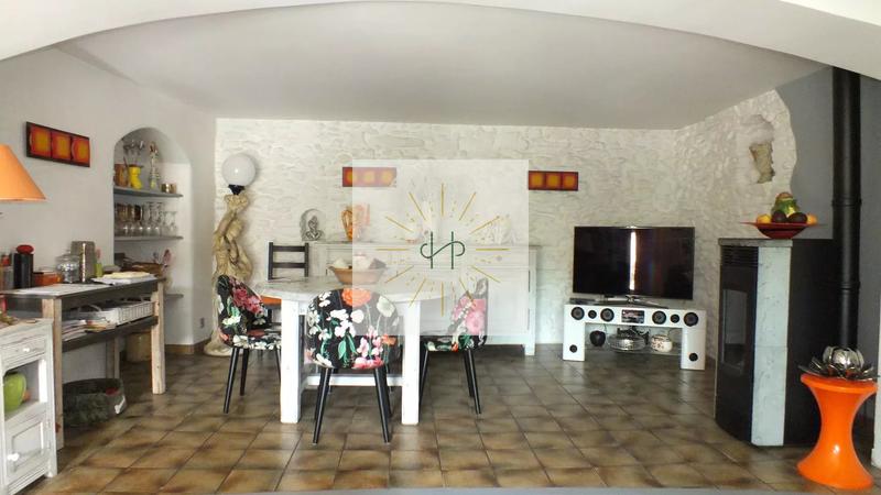 Maison - 182 m² - 7 pièces