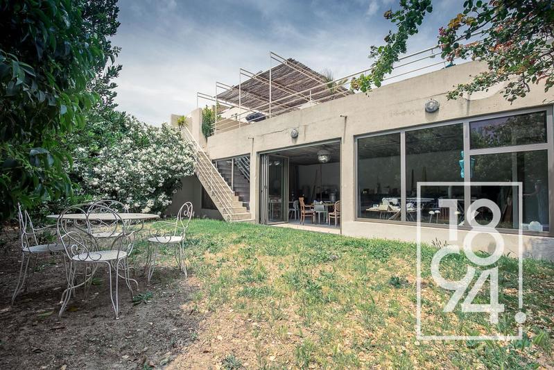 Villa - 234 m² - 7 pièces