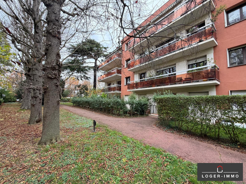 Appartement - 102 m² - 5 pièces