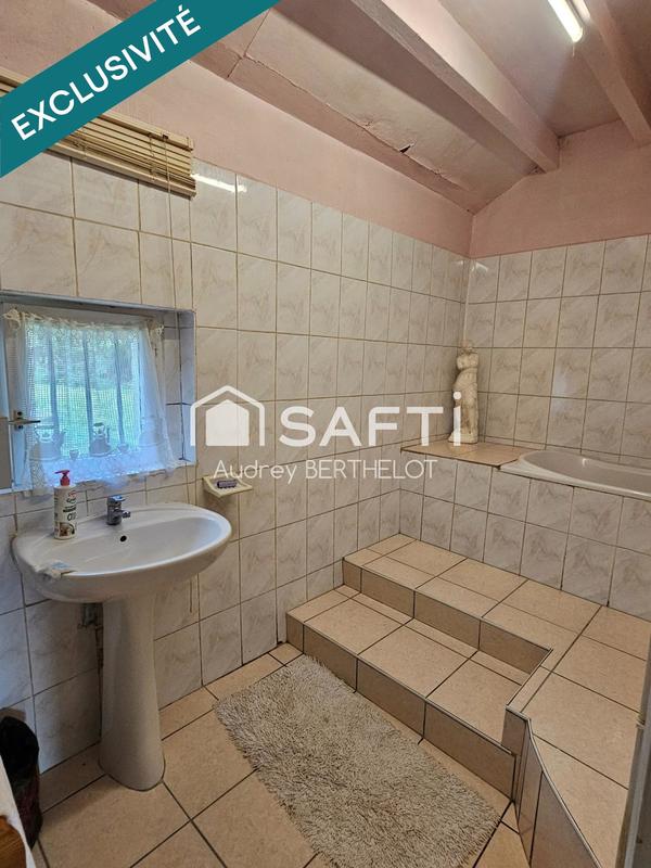 Maison - 200 m² - 1 pièce