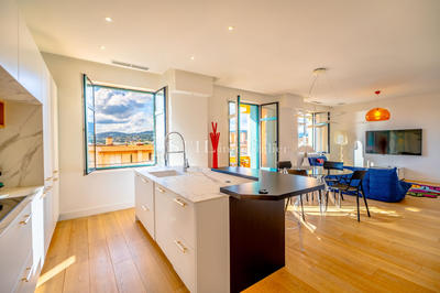 Appartement - 85 m² - 3 pièces