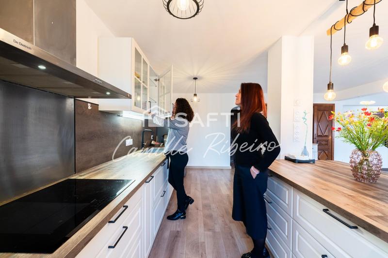 Maison - 142 m² - 5 pièces