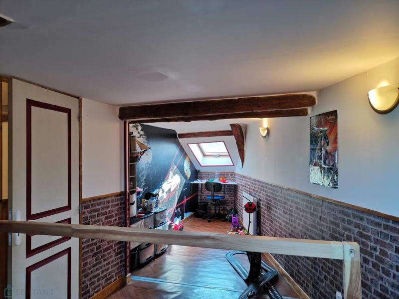 Maison - 121 m² - 7 pièces