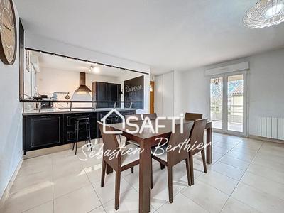 Maison - 105 m² - 4 pièces