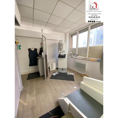 Local commercial - 82 m²