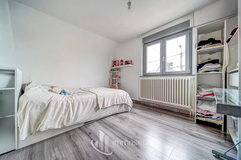 Maison - 135 m² - 6 pièces