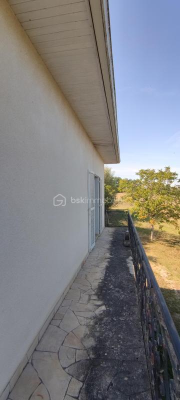 Demeure - 130 m² - 7 pièces