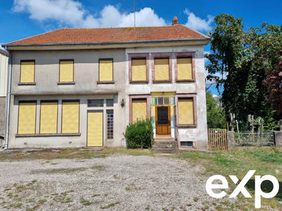 Maison traditionnelle - 269 m² - 6 pièces