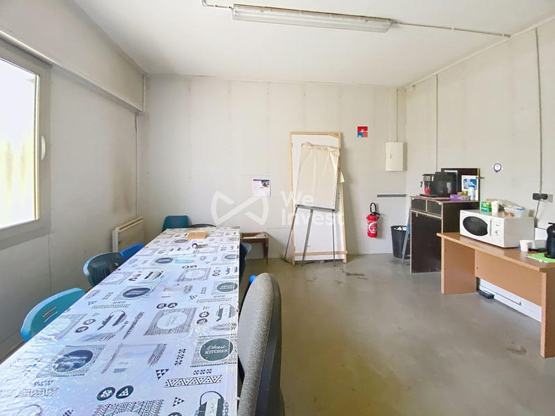 Local commercial - 840 m²