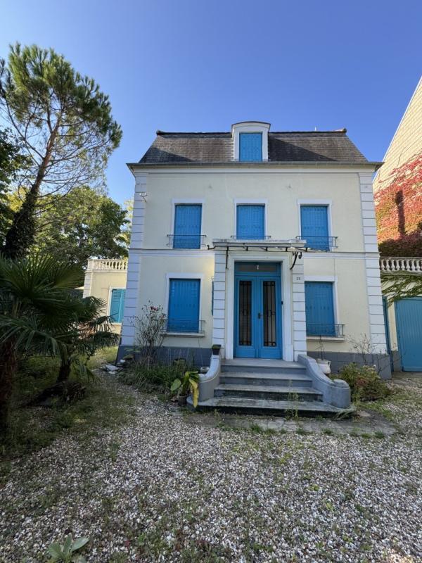 Maison - 151 m² - 5 pièces