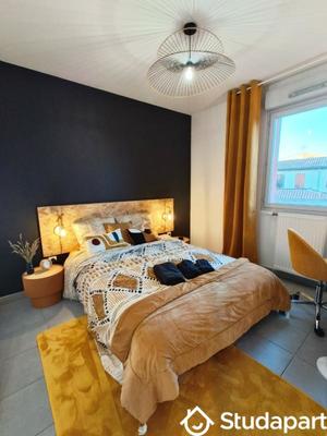 Chambre - 10 m² - 1 pièce