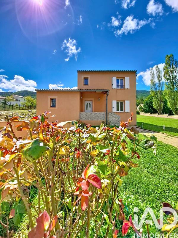 Maison - 118 m² - 5 pièces