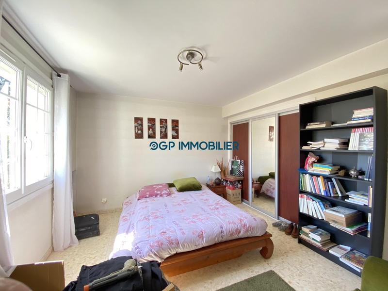 Maison - 180 m² - 6 pièces