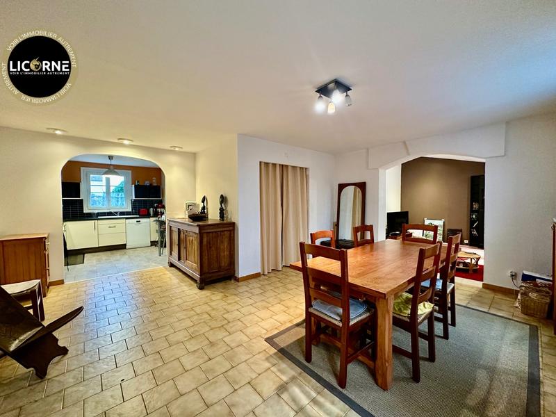 Maison - 110 m² - 6 pièces