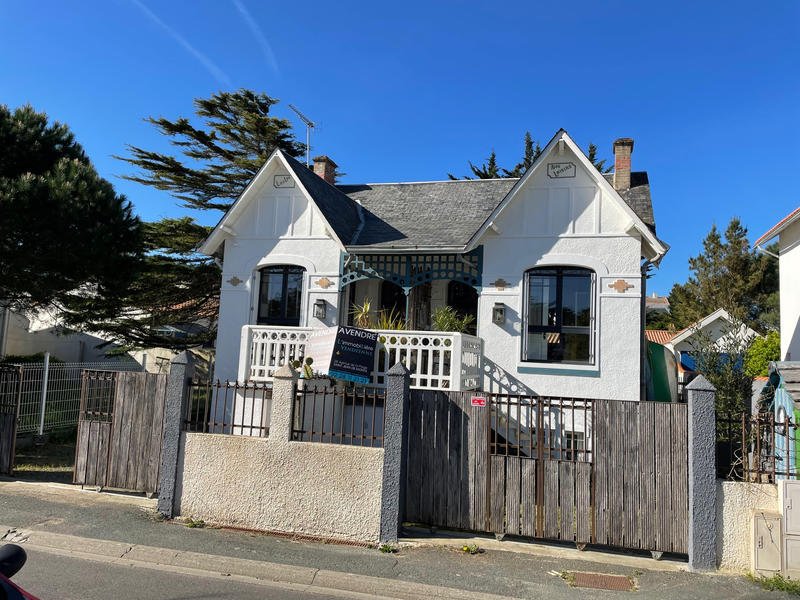 Maison - 89 m² - 8 pièces