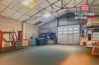 Maison - 319 m² - 7 pièces