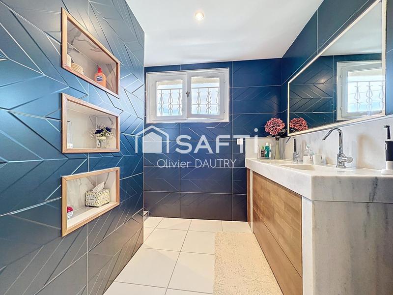 Villa - 278 m² - 8 pièces