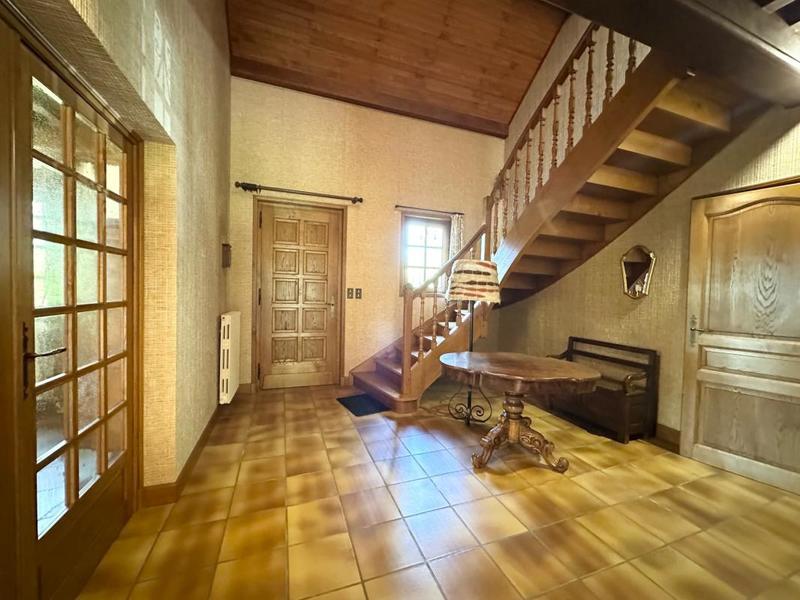 Maison - 157 m² - 7 pièces