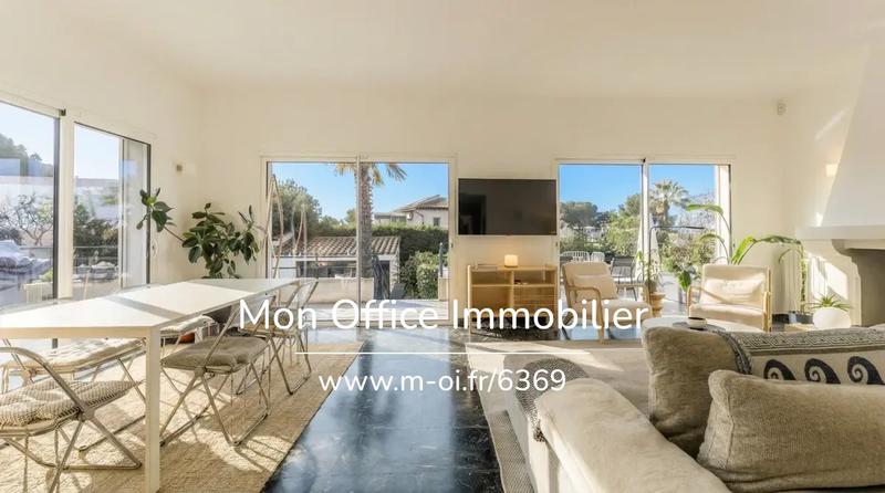 Maison - 160 m² - 6 pièces