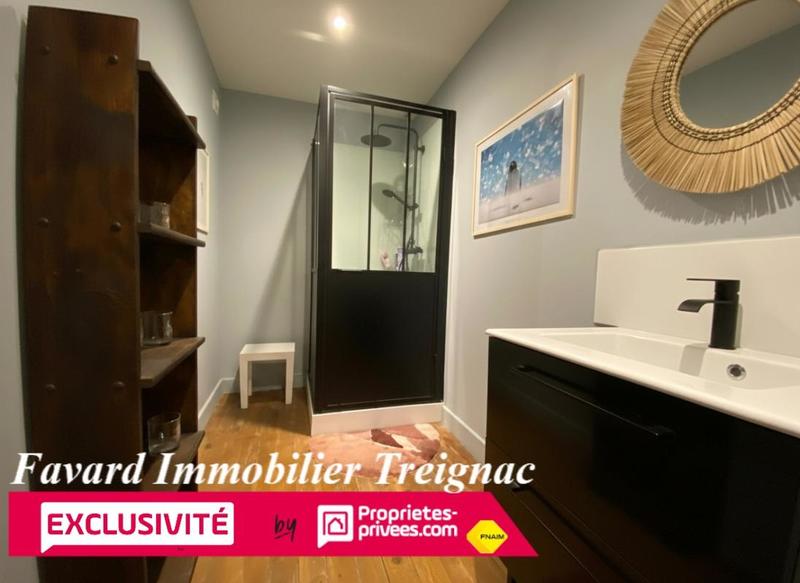 Maison - 330 m² - 8 pièces