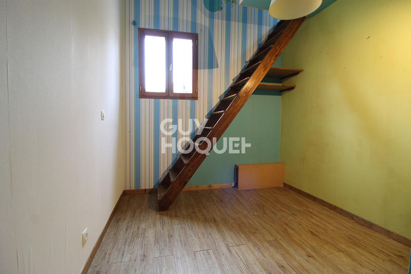 Maison - 178 m² - 8 pièces