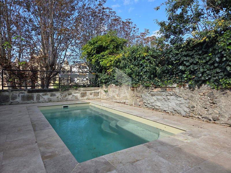 Maison - 174 m² - 4 pièces