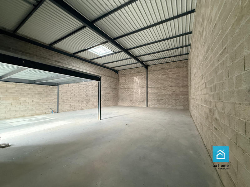 Local d'activités - 237 m²