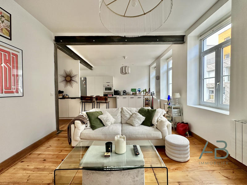 Loft - 51 m² - 2 pièces