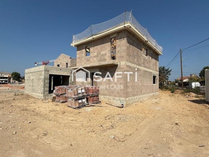 Maison - 92 m² - 4 pièces