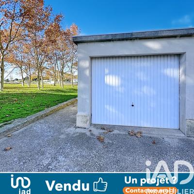 Parking - 14 m²