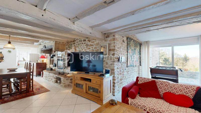 Corps de ferme - 160 m² - 6 pièces