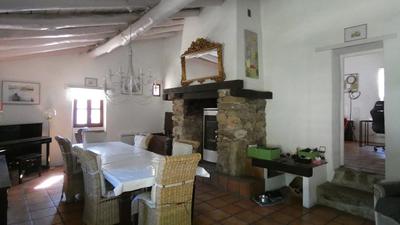 Mas - 237 m² - 8 pièces