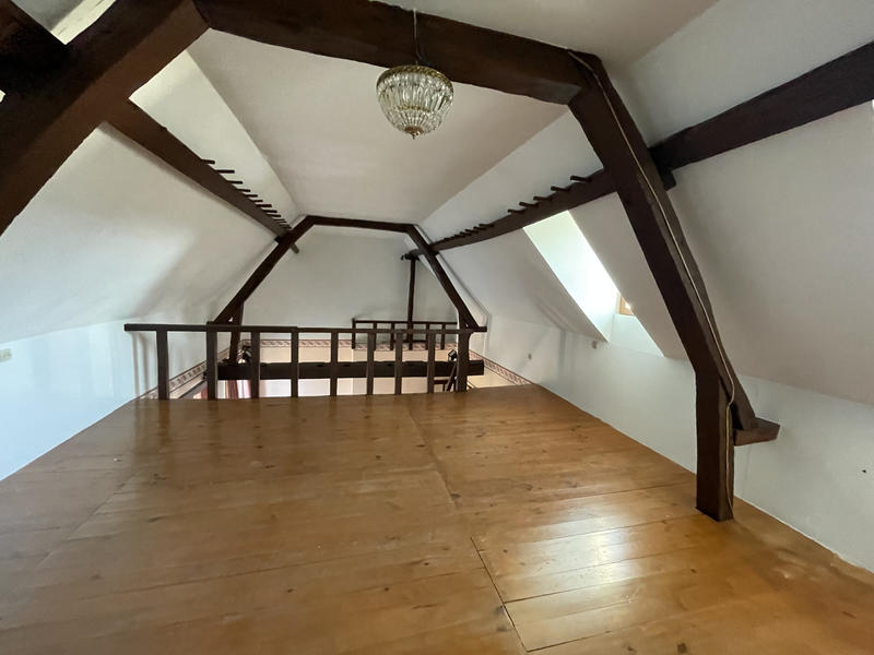 Maison - 143 m² - 7 pièces