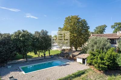 Corps de ferme - 212 m² - 11 pièces