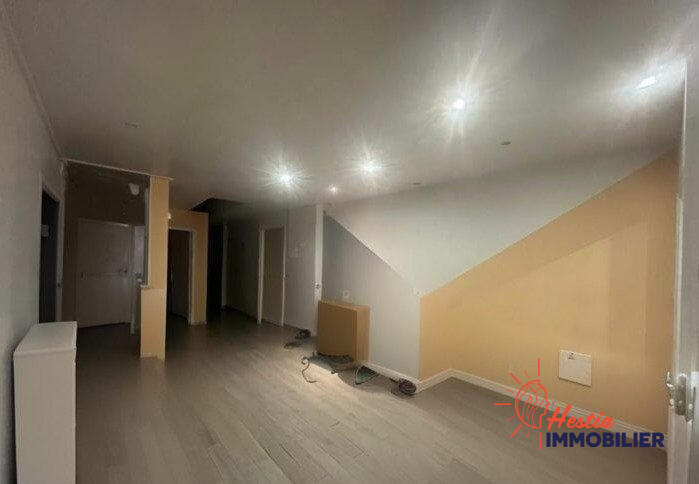 Local commercial - 112 m²