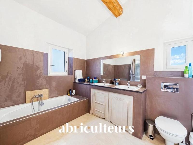 Maison ancienne - 170 m² - 5 pièces