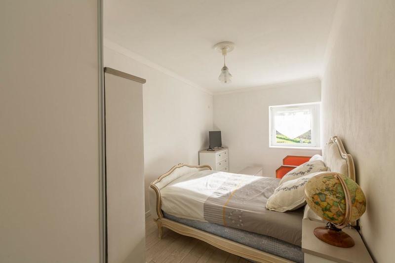 Maison - 196 m² - 7 pièces