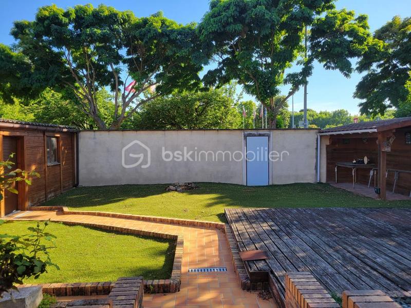 Pavillon - 120 m² - 7 pièces