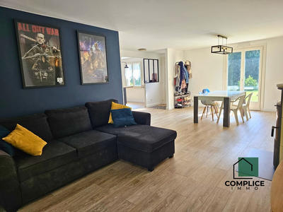 Maison traditionnelle - 120 m² - 4 pièces