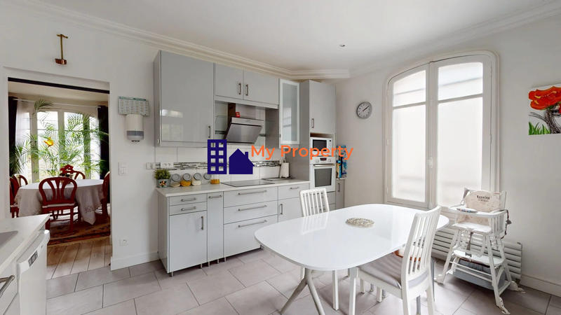 Maison - 175 m² - 7 pièces