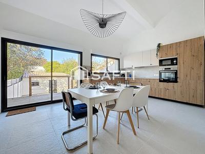 Maison - 170 m² - 6 pièces