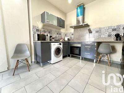 Appartement - 80 m² - 3 pièces